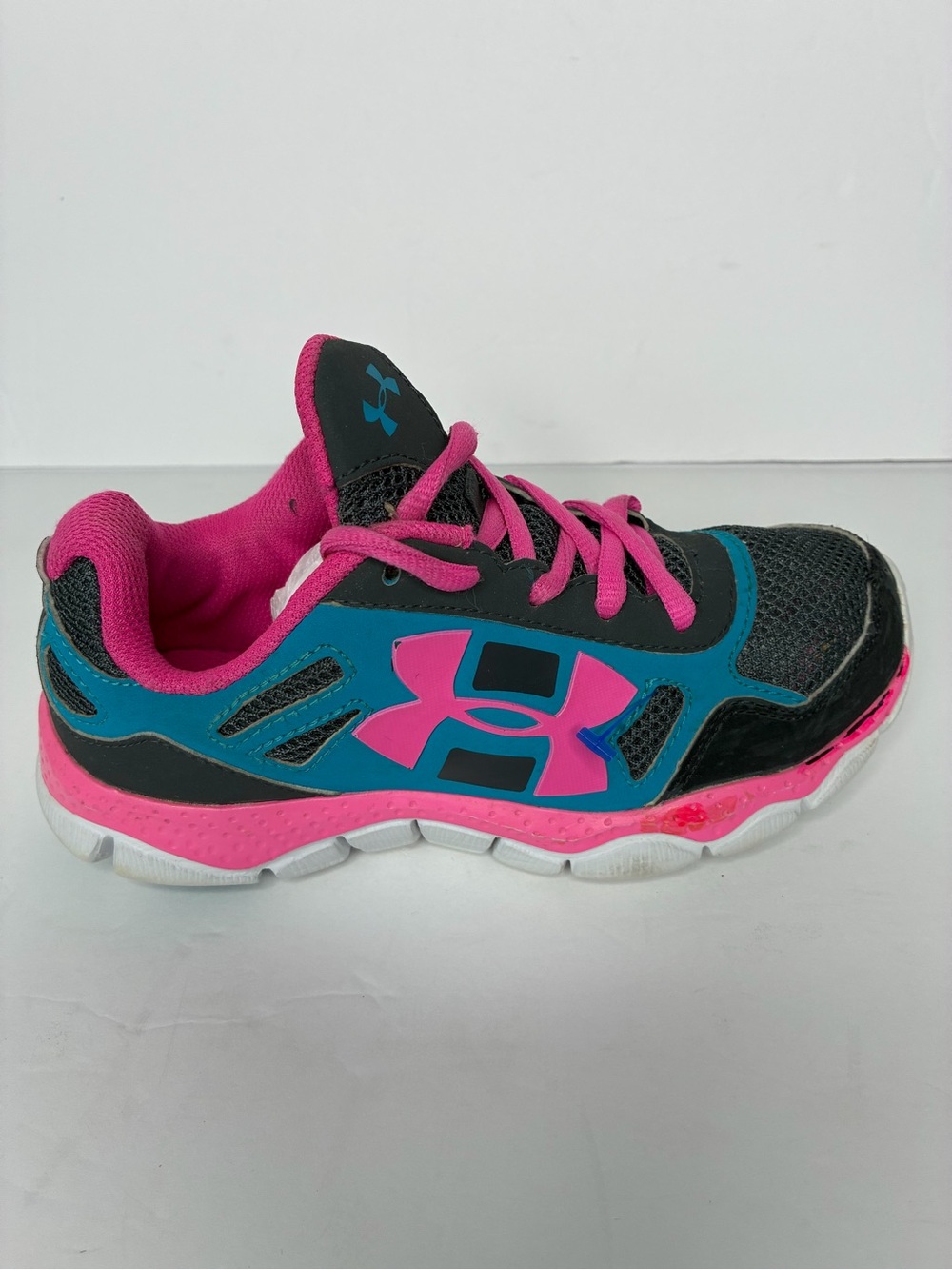 Under Armour Kids' Pink and Teal Durable School Athletic Sneaker 1